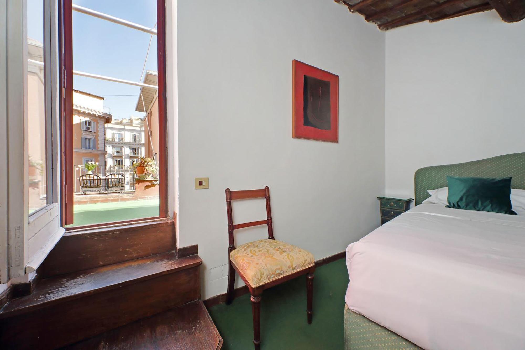 Leonina Terrace - My Extra *